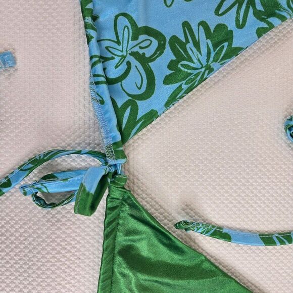 New Pretty Little Thing Green Blue Triangle Bikini Top Womens Size 12 - Picture 4 of 5